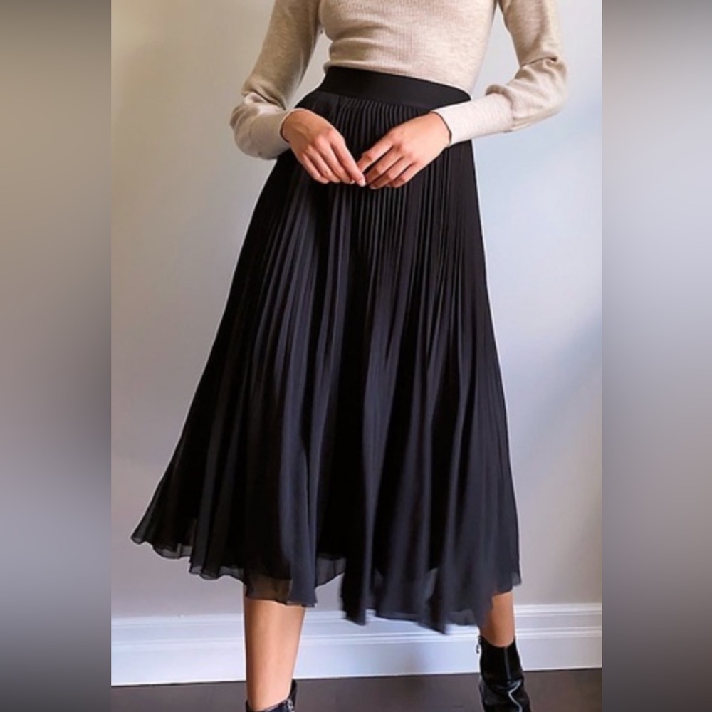 Aritzia Black Midi Skirt